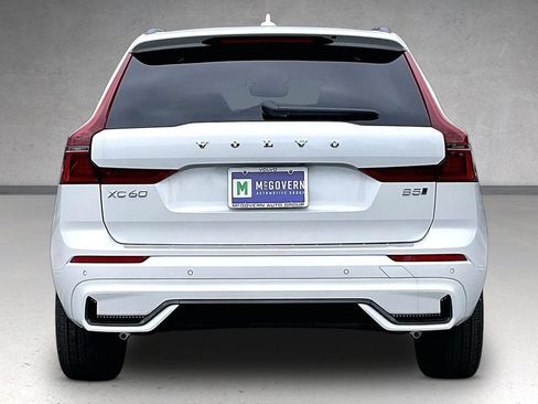 New 2026 Volvo XC60 B5 Plus w/ Protection Package Premier AWD/4WD image 5