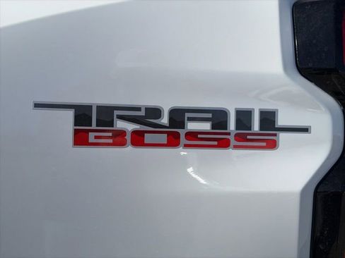 New 2026 Chevrolet Colorado Trail Boss AWD/4WD image 18