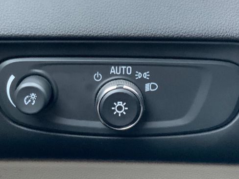 Used 2021 Buick Enclave Essence w/ Experience Buick Package image 17