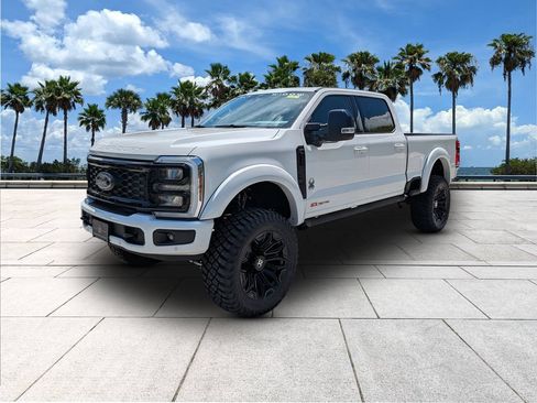 New 2026 Ford F250 Lariat w/ Black Appearance Package AWD/4WD image 3