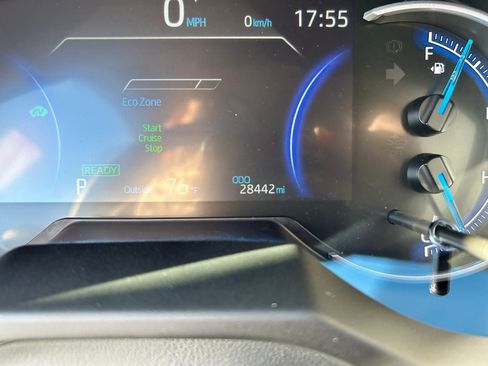 Used 2024 Toyota RAV4 LE image 16