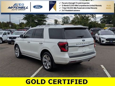 Certified 2023 Ford Expedition Platinum image 5