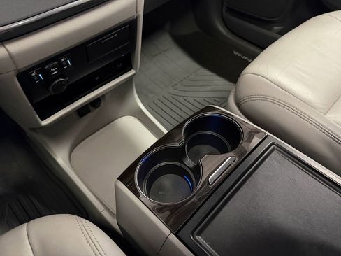 Used 2019 Toyota Sienna XLE Premium image 10