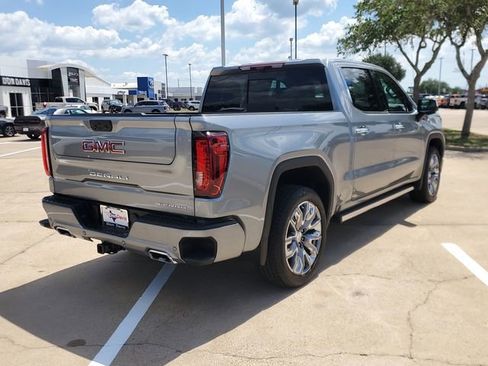 Used 2026 GMC Sierra 1500 Denali AWD/4WD image 4