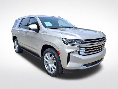 Used 2023 Chevrolet Tahoe High Country RWD image 3