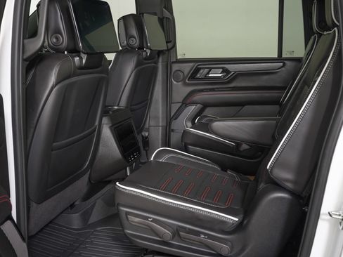 Used 2026 GMC Yukon XL AT4 Ultimate w/ LPO, Floor Liner Package AWD/4WD image 14