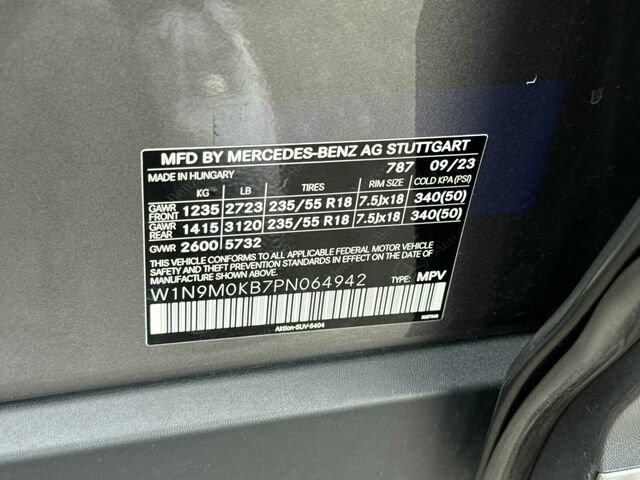 Certified 2023 Mercedes-Benz EQB 300 4MATIC w/ Exclusive Package image 34