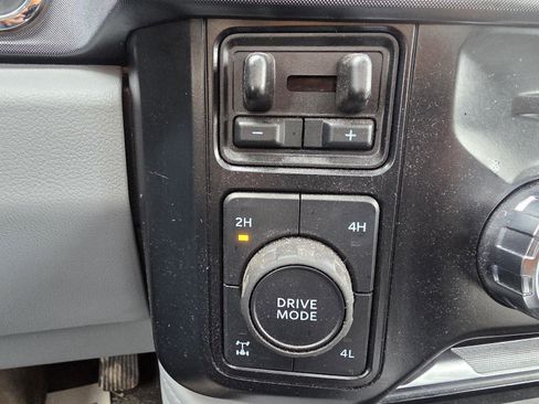 Used 2024 Ford F350 Limited w/ FX4 Off-Road Package image 25