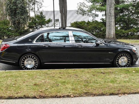 Used 2019 Mercedes-Benz Maybach S 560 4MATIC image 8