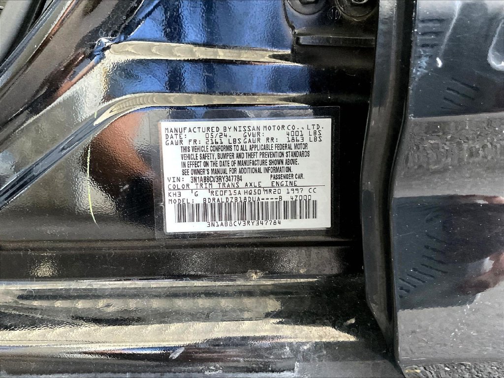 Used 2024 Nissan Sentra SV FWD image 20