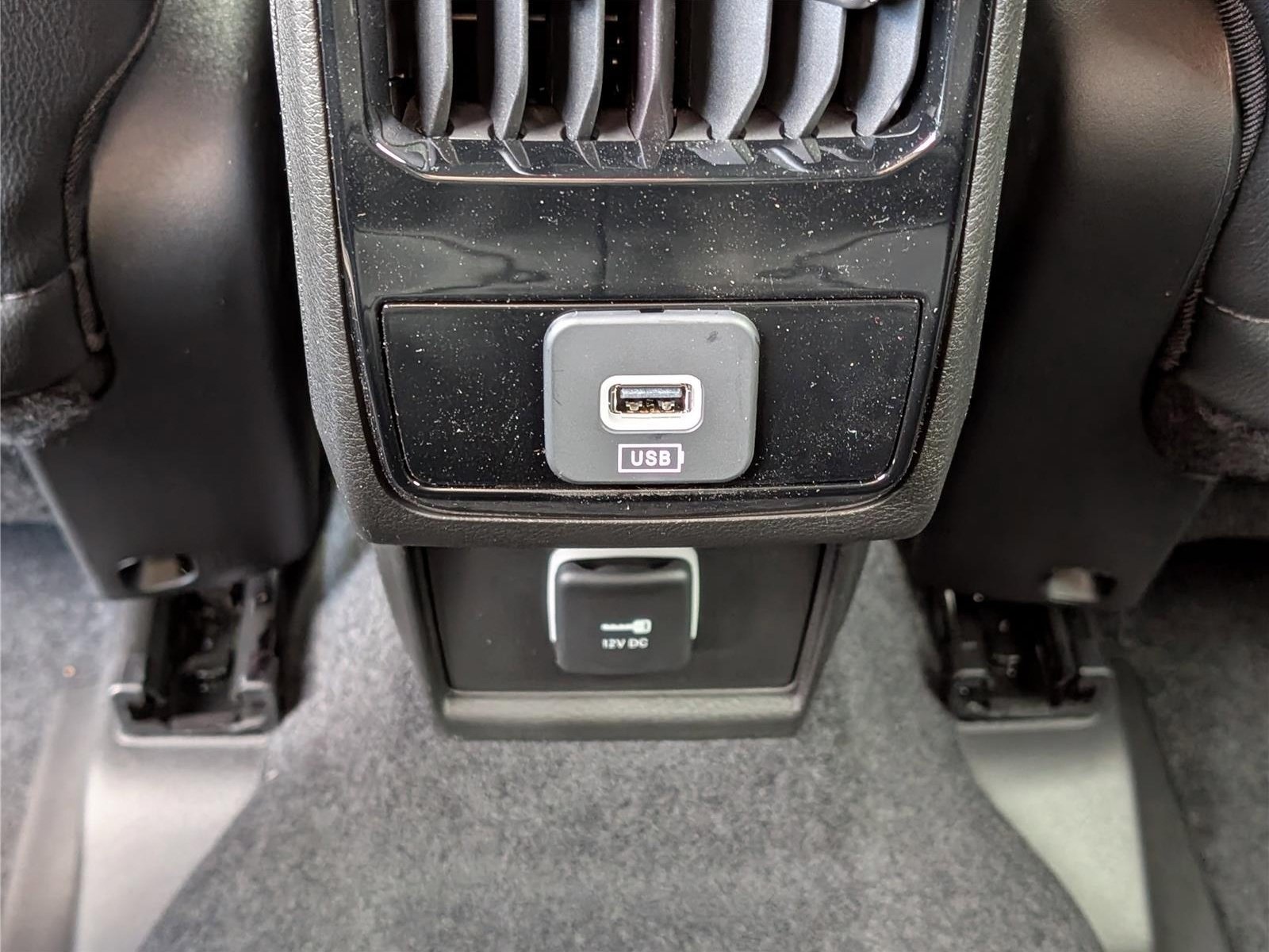 New 2026 Jeep Compass Latitude AWD/4WD image 11
