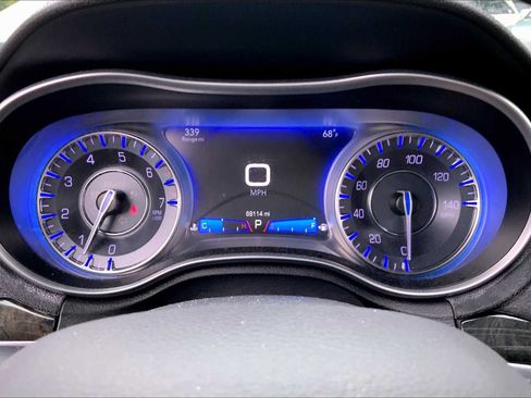 Used 2018 Chrysler 300 Limited w/ Light Group AWD/4WD image 26