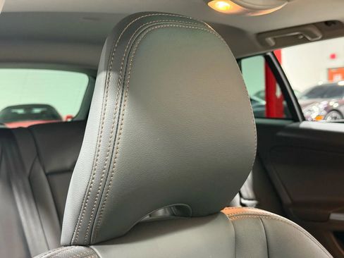 Used 2016 Volvo V60 T5 Cross Country image 49