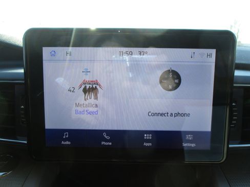 Used 2023 Ford Explorer XLT w/ Equipment Group 202A image 22