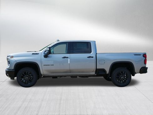 New 2026 Chevrolet Silverado 2500 LTZ w/ LTZ Plus Package AWD/4WD image 2