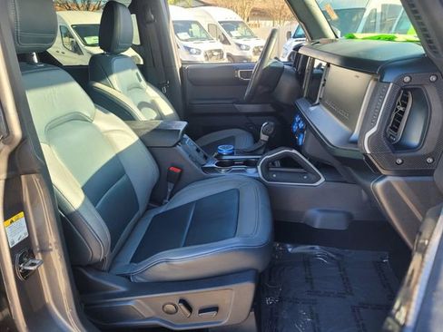 Certified 2022 Ford Bronco Outer Banks image 18