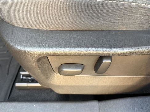 Used 2023 Buick Envision Preferred AWD/4WD image 18