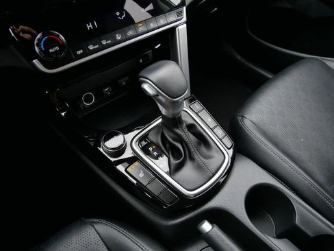 Used 2021 Kia Seltos EX image 48