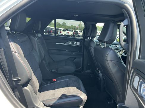 New 2025 Ford Explorer ST w/ Sun And Sound Package image 13