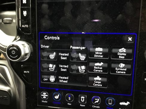 Used 2020 RAM 2500 Limited AWD/4WD image 26