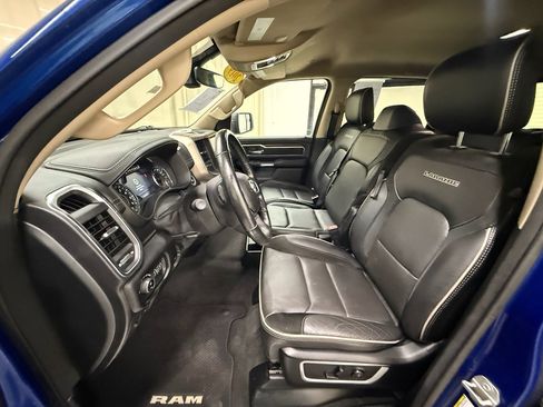 Used 2019 RAM 1500 Laramie AWD/4WD image 29