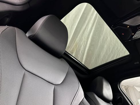 Used 2023 BMW 430i Gran Coupe w/ Premium Package image 16