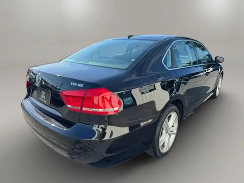 Used 2015 Volkswagen Passat TDI SE FWD image 6