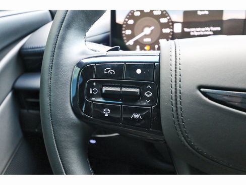 Used 2026 Genesis G80 3.5T Prestige image 17