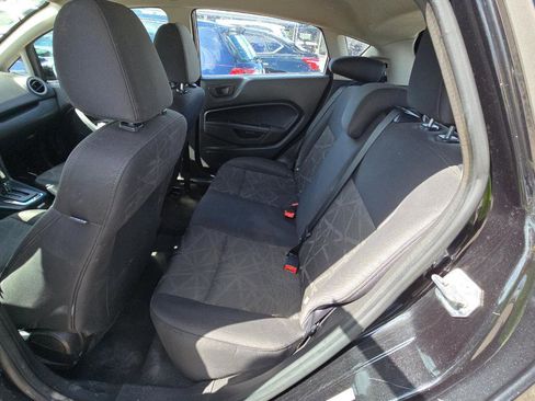Used 2013 Ford Fiesta SE image 11