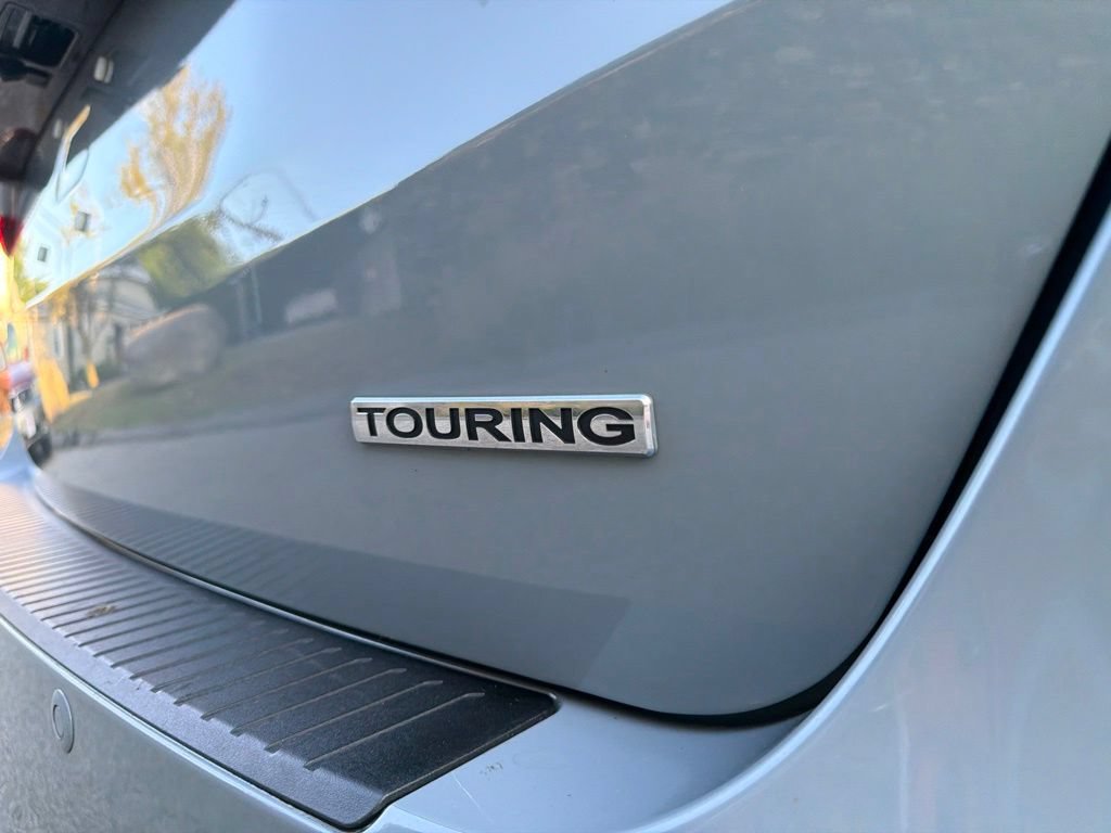 Used 2023 Honda Odyssey Touring image 10