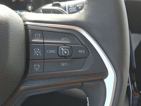 New 2025 Jeep Grand Cherokee L Altitude image 25