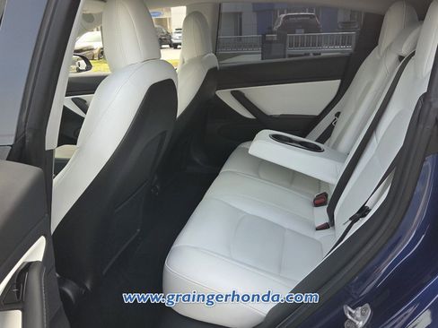 Used 2019 Tesla Model 3 Long Range image 10