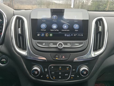 Used 2023 Chevrolet Equinox LT image 17