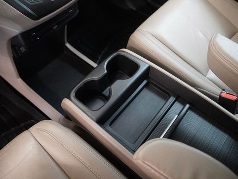 Used 2019 Honda Odyssey EX-L image 17