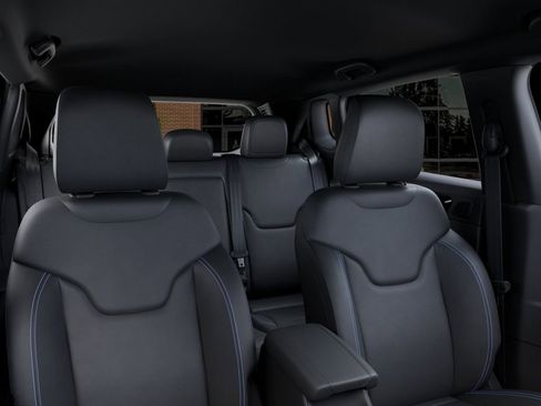 New 2026 Jeep Compass Limited image 26