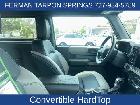 Used 2022 Ford Bronco Wildtrak image 6