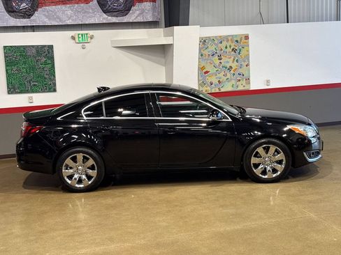 Used 2016 Buick Regal AWD image 40
