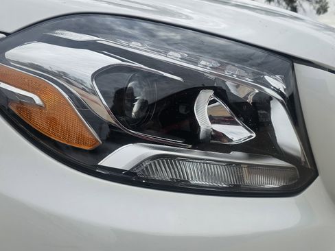 Used 2018 Mercedes-Benz GLS 450 4MATIC w/ Premium Package image 13