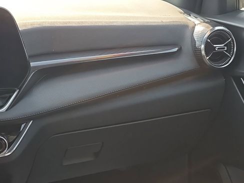 Used 2025 Chevrolet Equinox LT FWD image 27