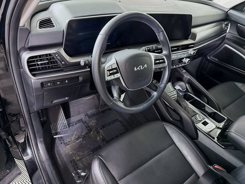 Certified 2024 Kia Telluride S w/ S Sunroof Package AWD/4WD image 20