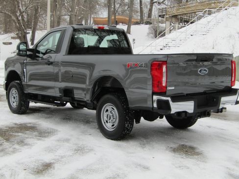 New 2025 Ford F350 XL w/ FX4 Off-Road Package image 2