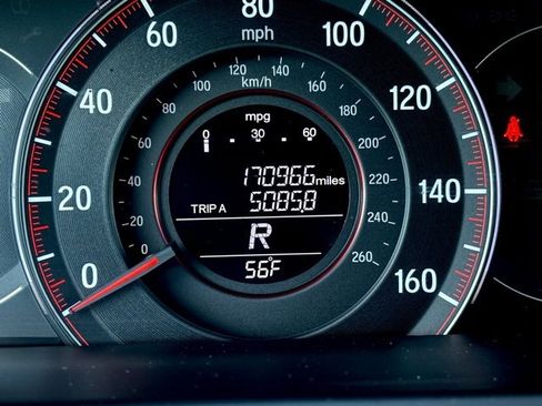 Used 2017 Honda Accord Sport image 22