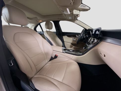 Used 2020 Mercedes-Benz C 300 Sedan w/ Premium Package image 29