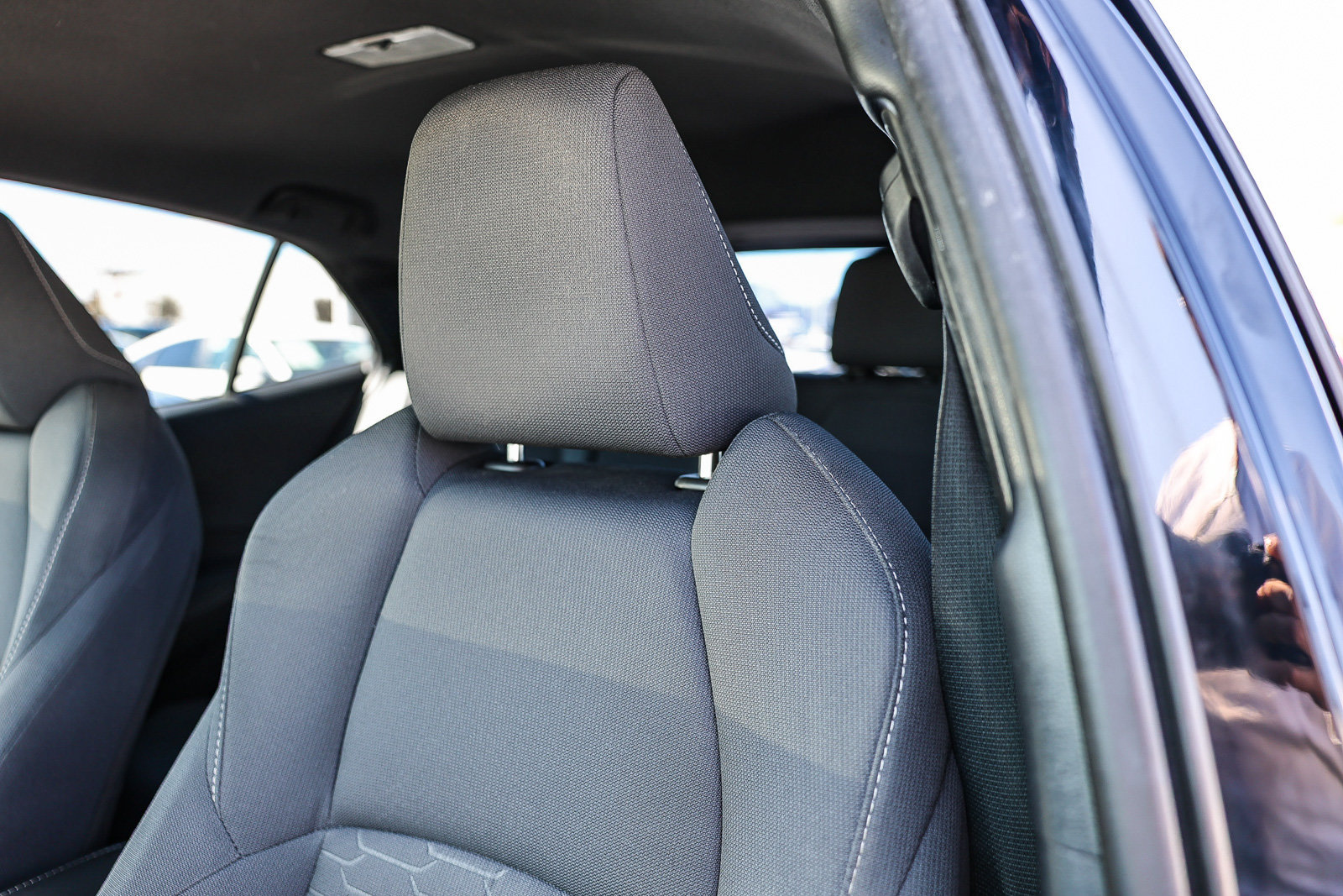 Used 2022 Toyota Corolla SE w/ Carpet Mat Package (TMS) FWD image 14
