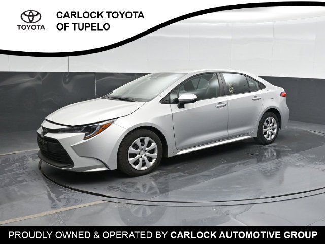 Used 2024 Toyota Corolla LE FWD image 9