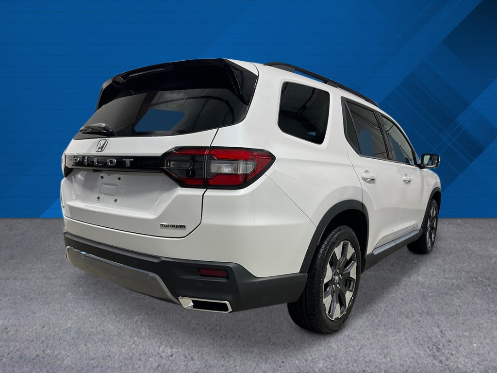 New 2026 Honda Pilot Touring image 4