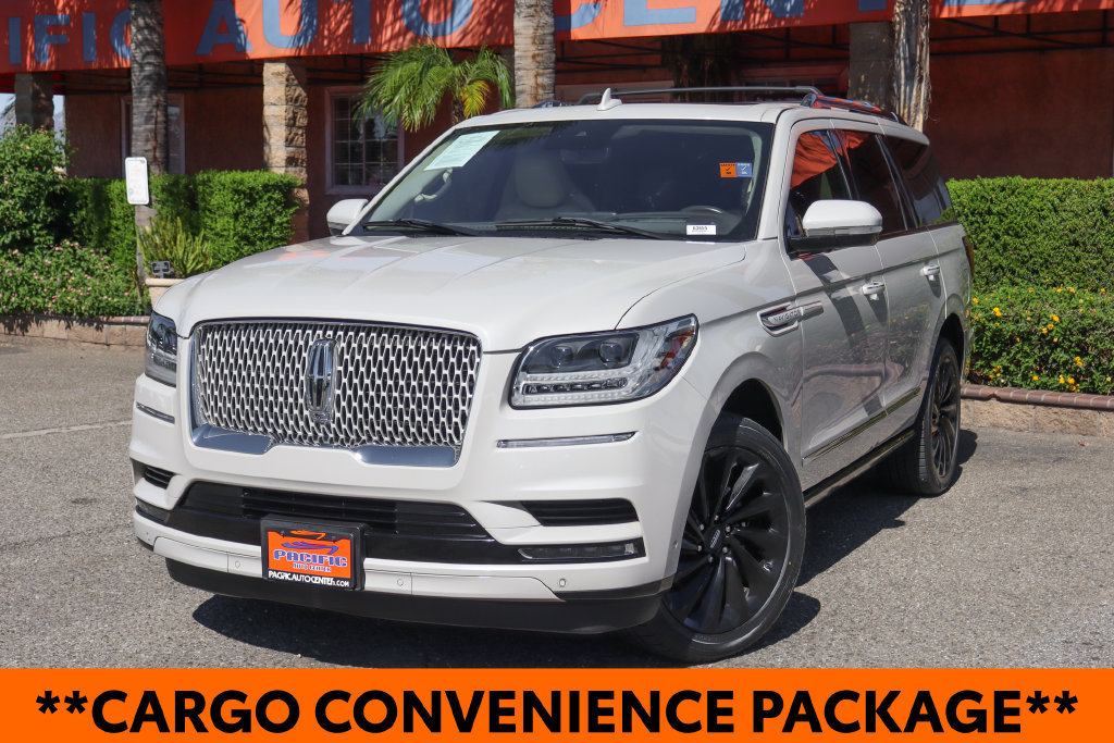 Used 2021 Lincoln Navigator Reserve AWD/4WD image 4