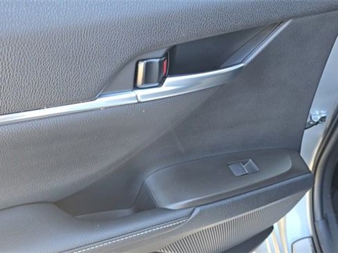 Used 2024 Toyota Camry XSE image 17