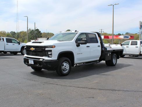 Used 2024 Chevrolet Silverado 3500 W/T w/ WT Convenience Package image 10