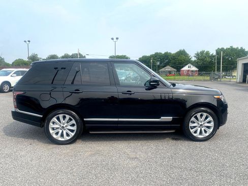 Used 2014 Land Rover Range Rover HSE image 4